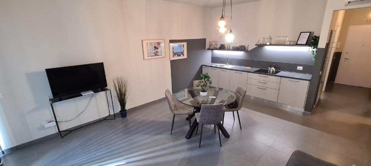 קטאניה Etna Suite Design Apartments מראה חיצוני תמונה