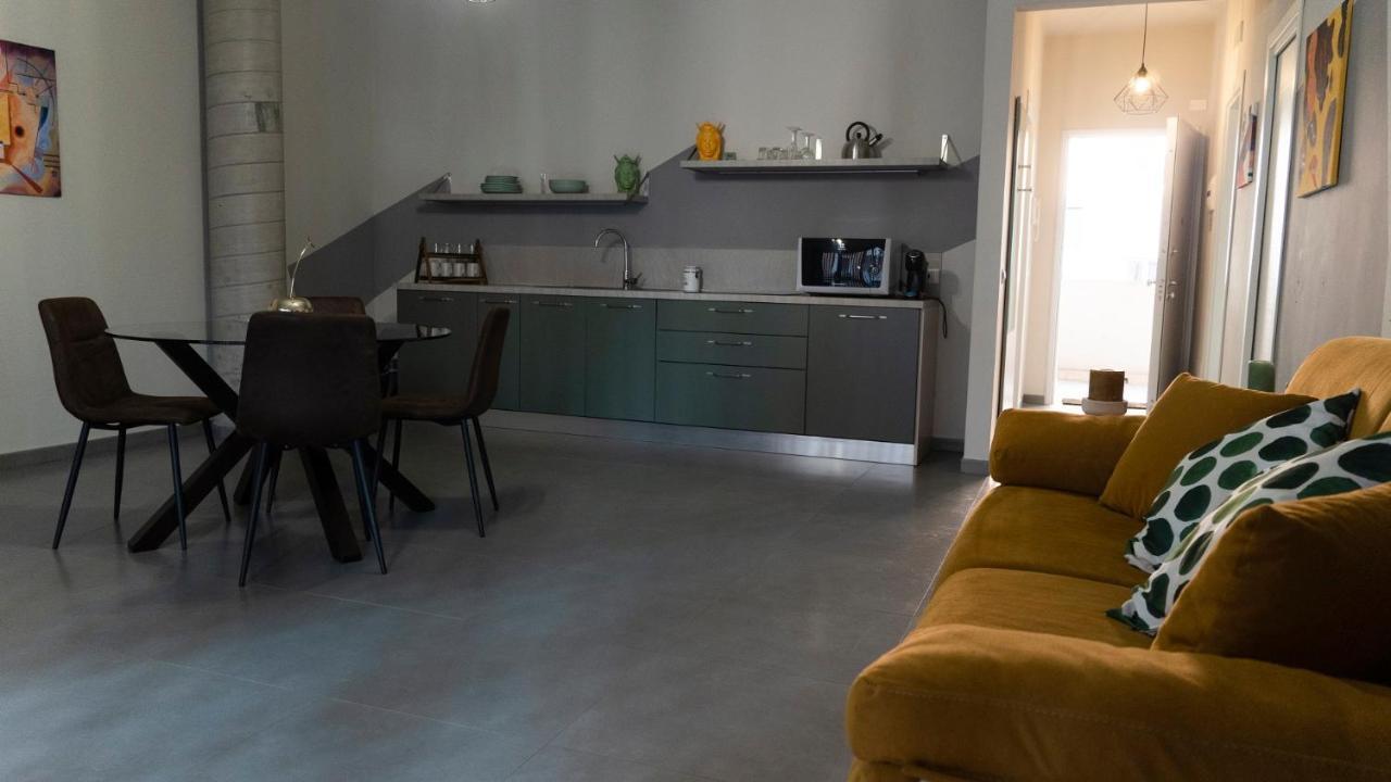קטאניה Etna Suite Design Apartments מראה חיצוני תמונה