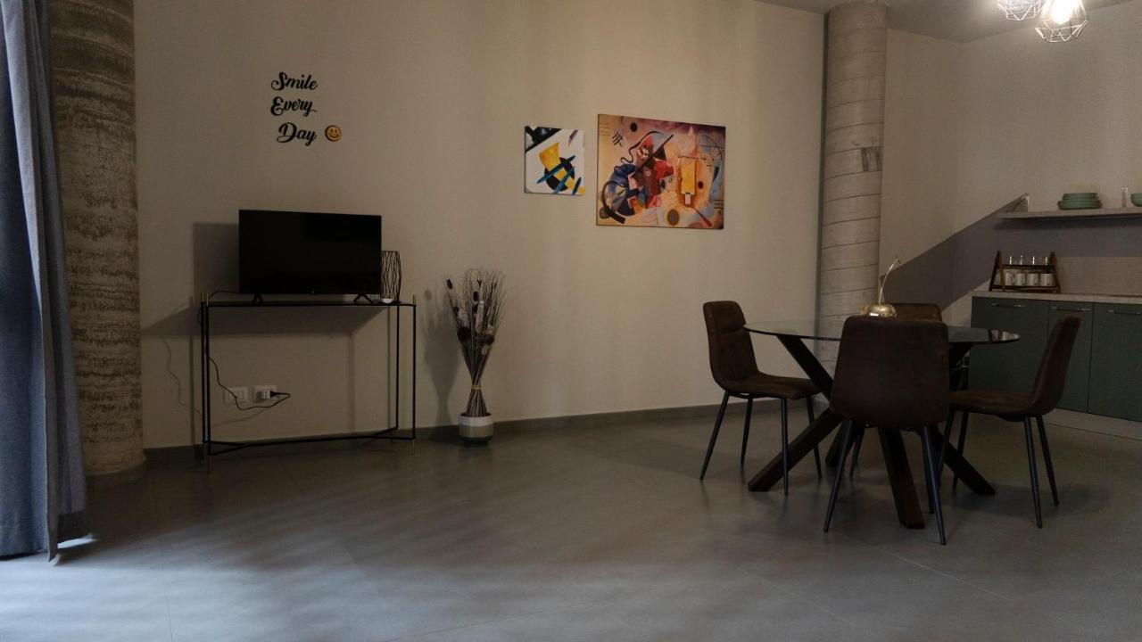 קטאניה Etna Suite Design Apartments מראה חיצוני תמונה