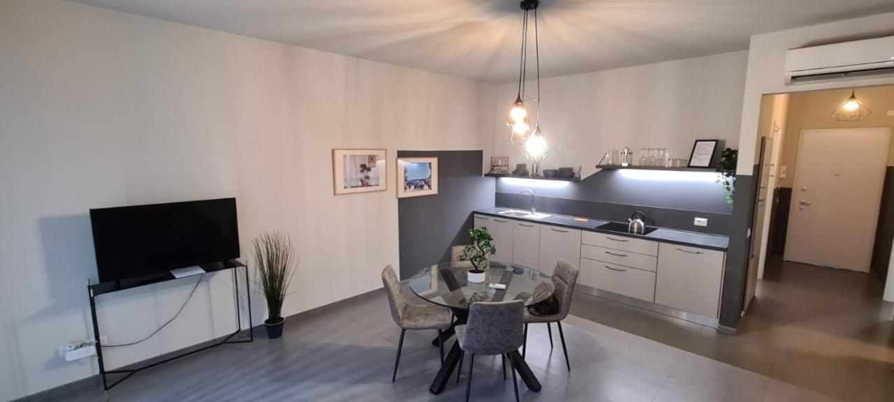קטאניה Etna Suite Design Apartments מראה חיצוני תמונה